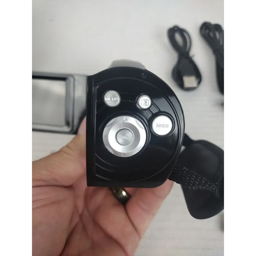 Emerson EVC720 HD 720p Digital Camcorder Tested Working W/Box and Manual